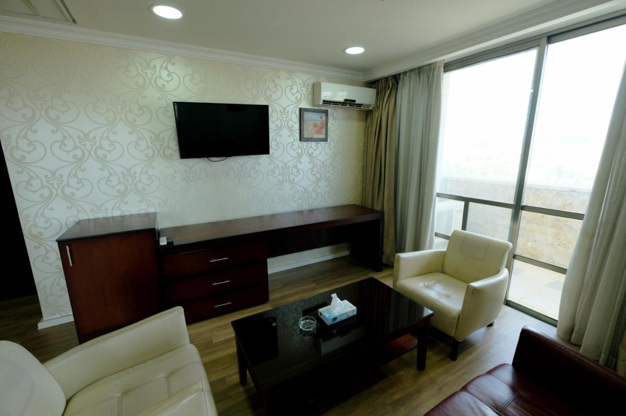 Red Crescent Guesthouse Рамалла Екстер'єр фото