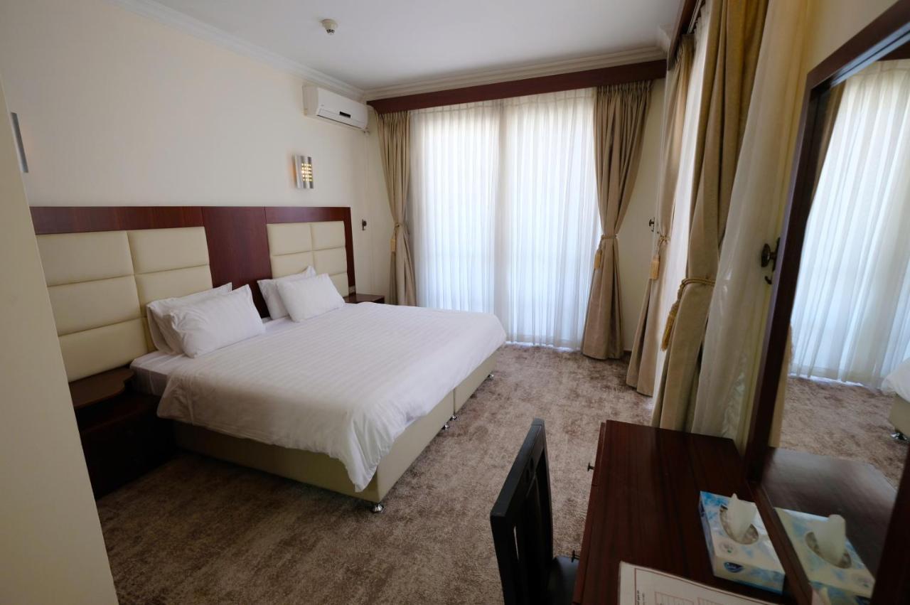 Red Crescent Guesthouse Рамалла Екстер'єр фото
