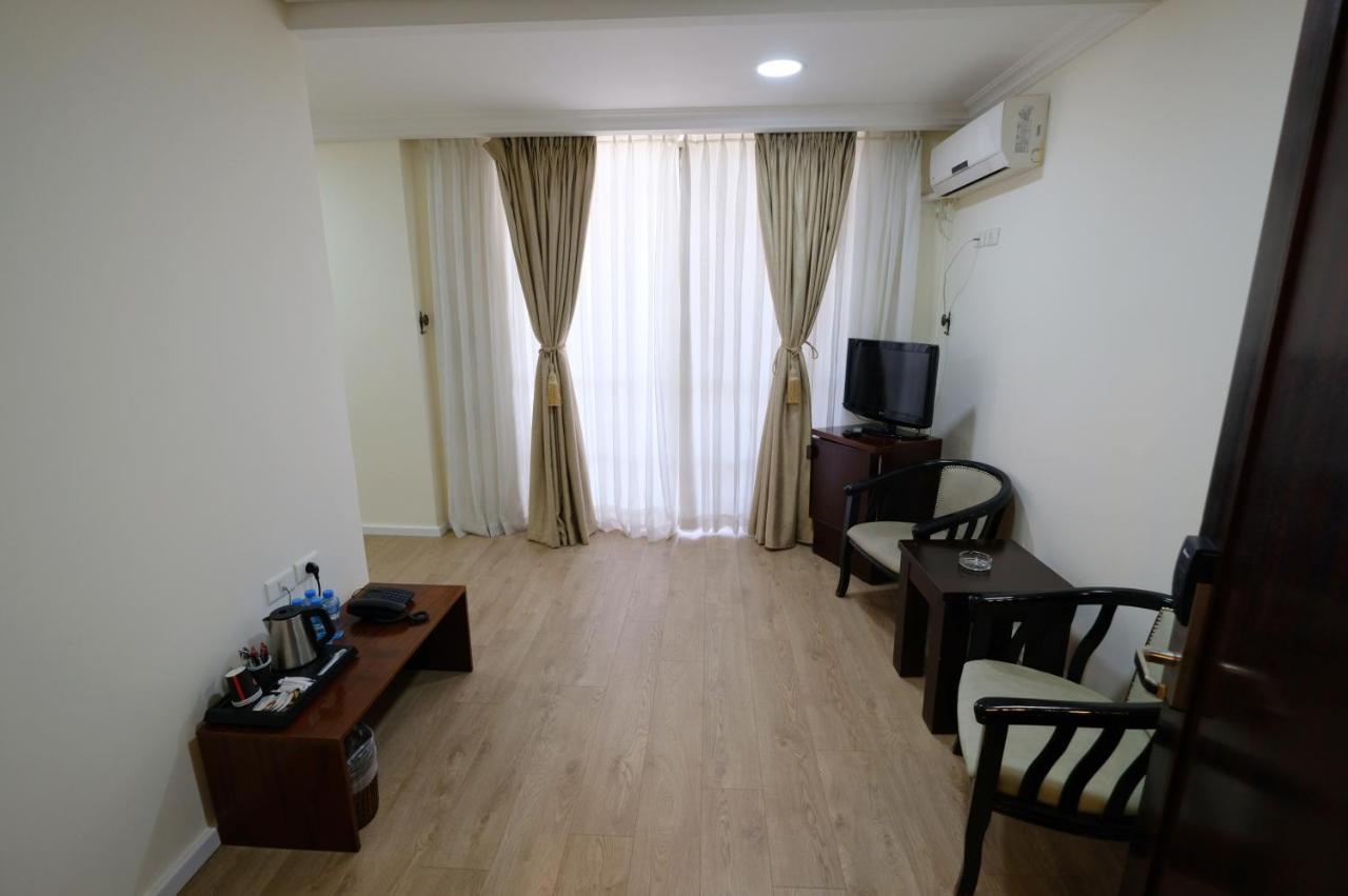 Red Crescent Guesthouse Рамалла Екстер'єр фото